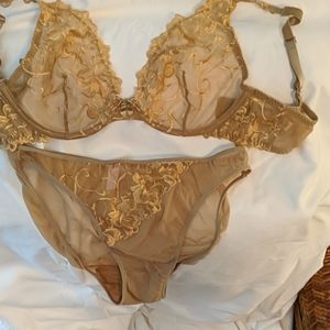 Bra and panty set